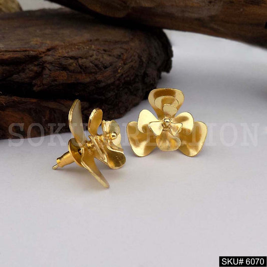 Gold plated Handmade Design Flower Stud Earring SKU6070
