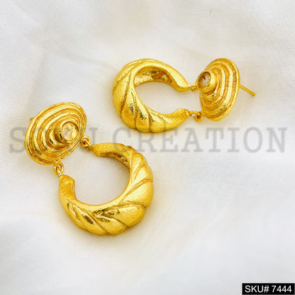 Gold Plated Unique Curve Design of Handmade Drop and Dangle Earrings SKU7444