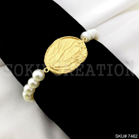Handmade Pearl Bracelet in Gold Plated SKU7462