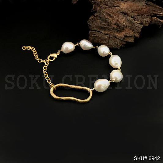 Pearl of designer Bracelet  in Gold Plated SKU6942