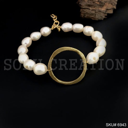 Designer Pearl Bracelet in Gold Plated SKU6943