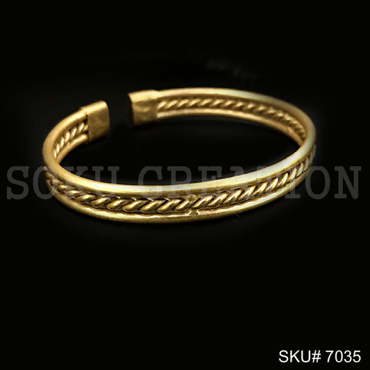 Gold Plated Plain Statement Twisted Wire of Designer Cuff SKU7035