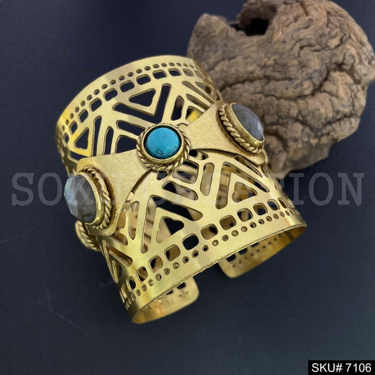 Gold Plated Designer Unique Big Cuff with Labra and Turquoise Stone SKU7106