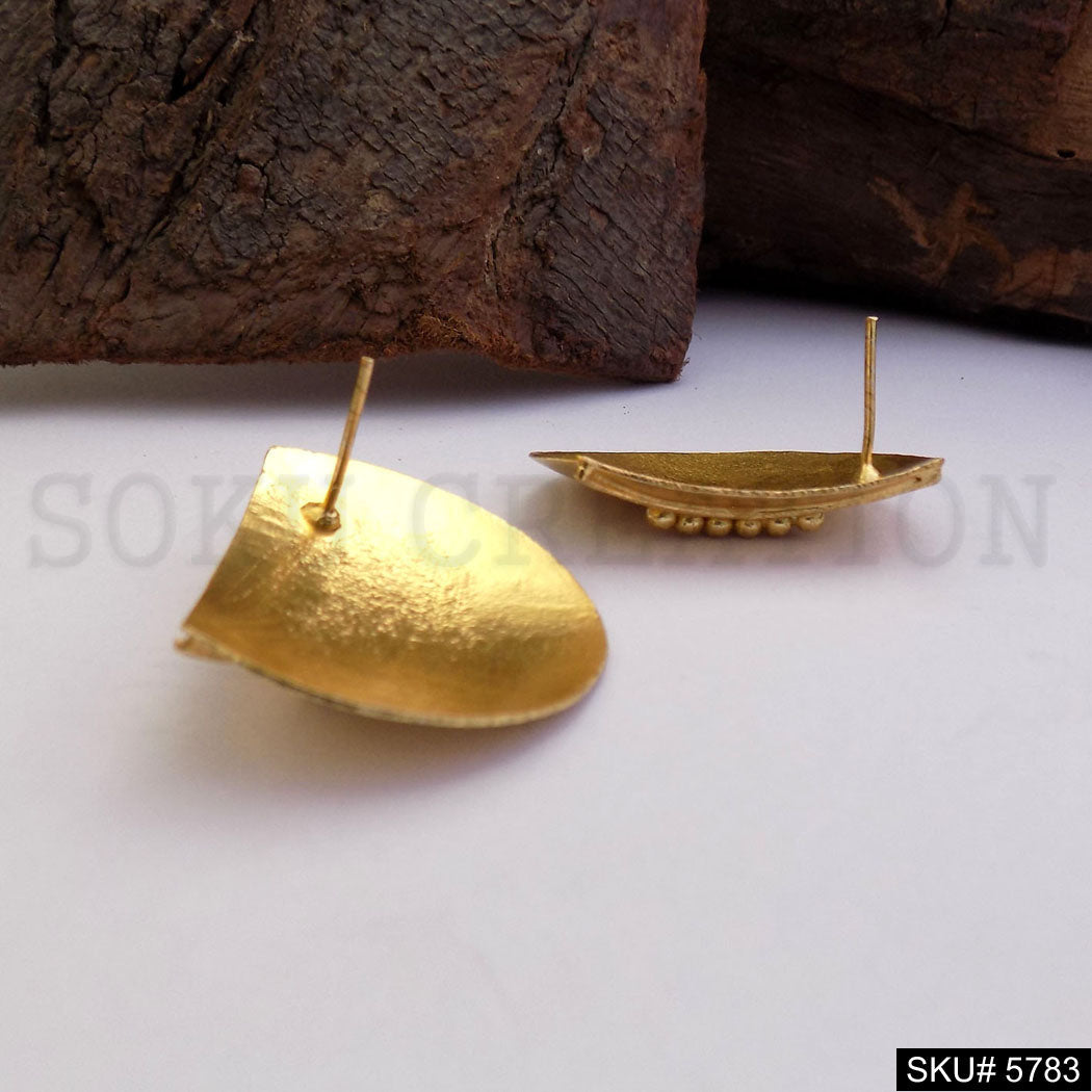 Gold plated Handmade Designer Stud Earring SKU5783