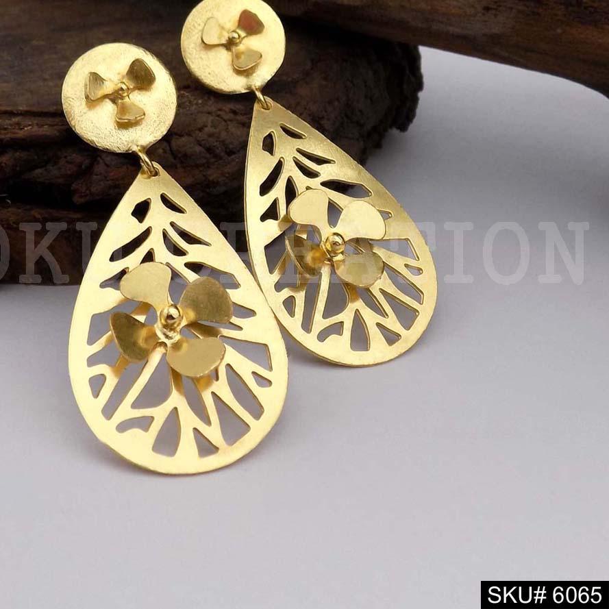 Gold plated Handmade Design Flower Drop and Dangle Earring SKU6065