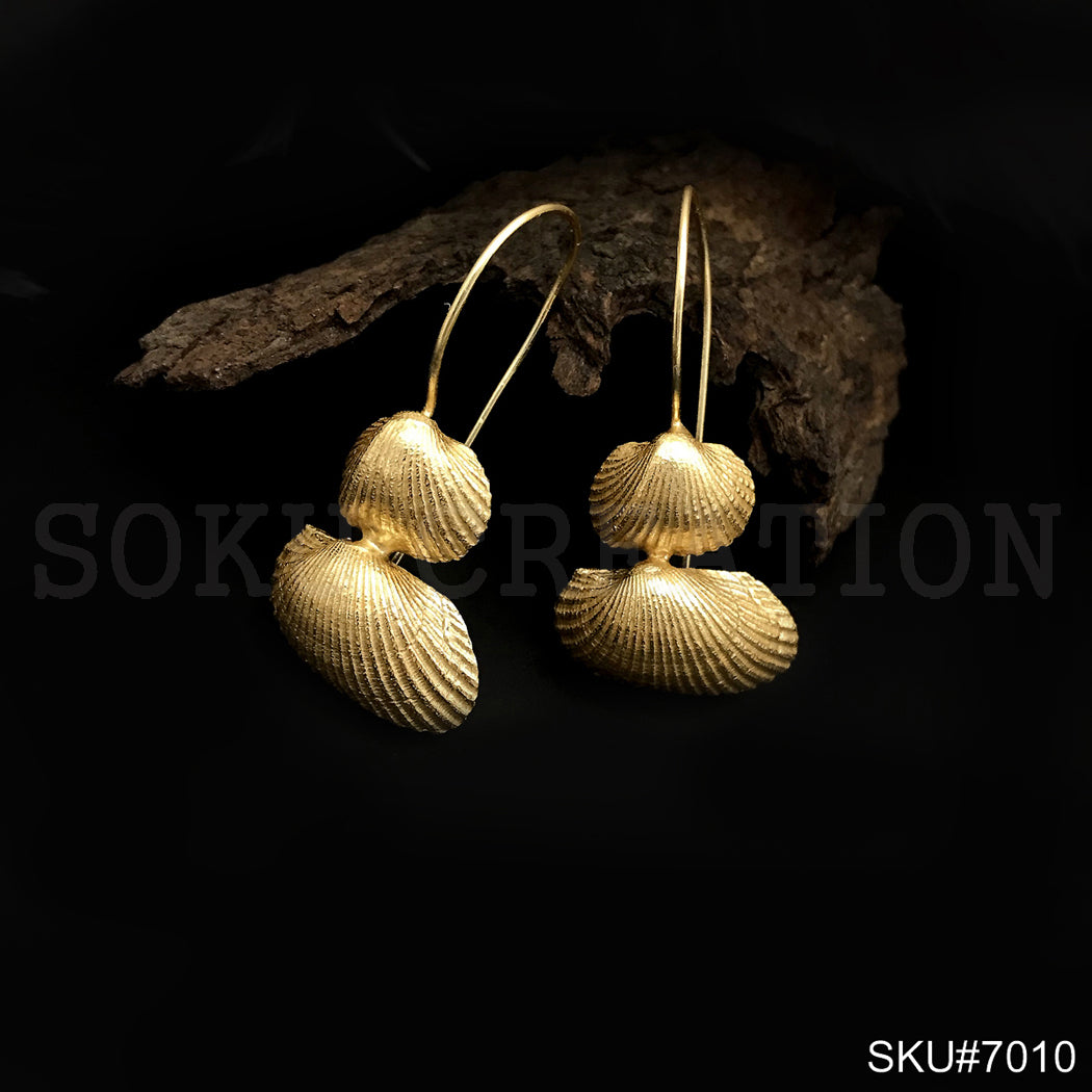 Gold plated Shell Statement Style Kidney Wire Earring SKU7010