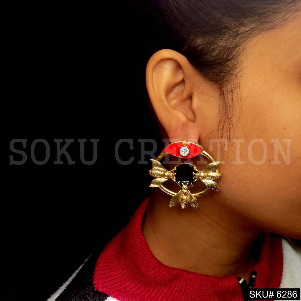 Gold plated Three Dragon fly Unique designer Big Stud Earring SKU6286