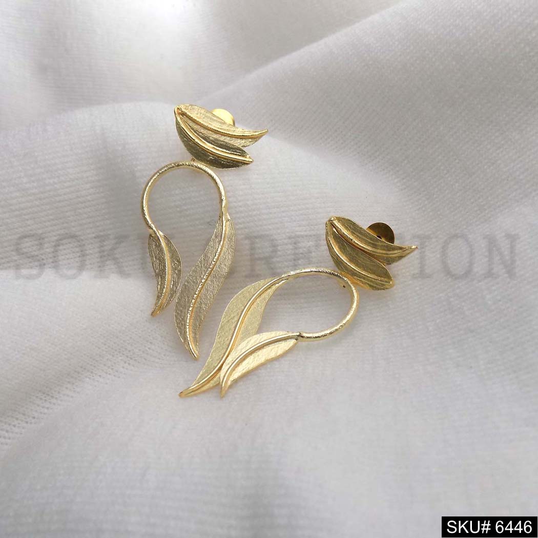 Gold plated Unique Leaves Style Drop and Dangle Earrings SKU6446