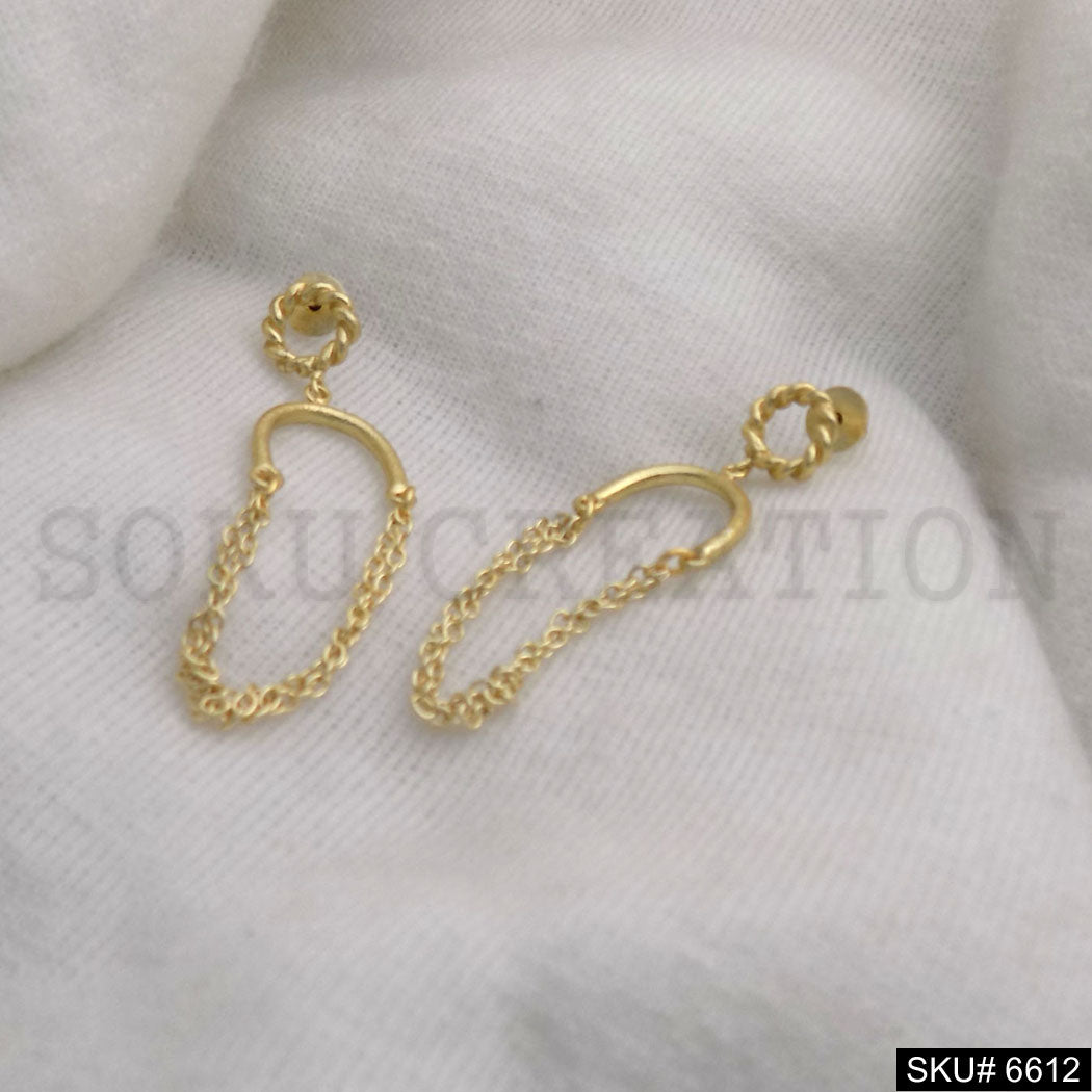 Gold plated Statement Twisted wire Unique Design of Drop and Dangle Earring SKU6612