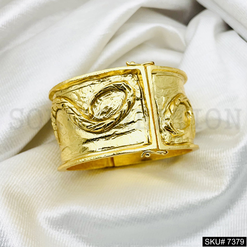 GOLD PLATED CUFF BANGLE  SKU7379