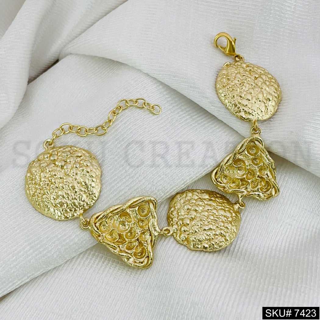 Designer Handmade Bracelet in Gold Plated SKU7423